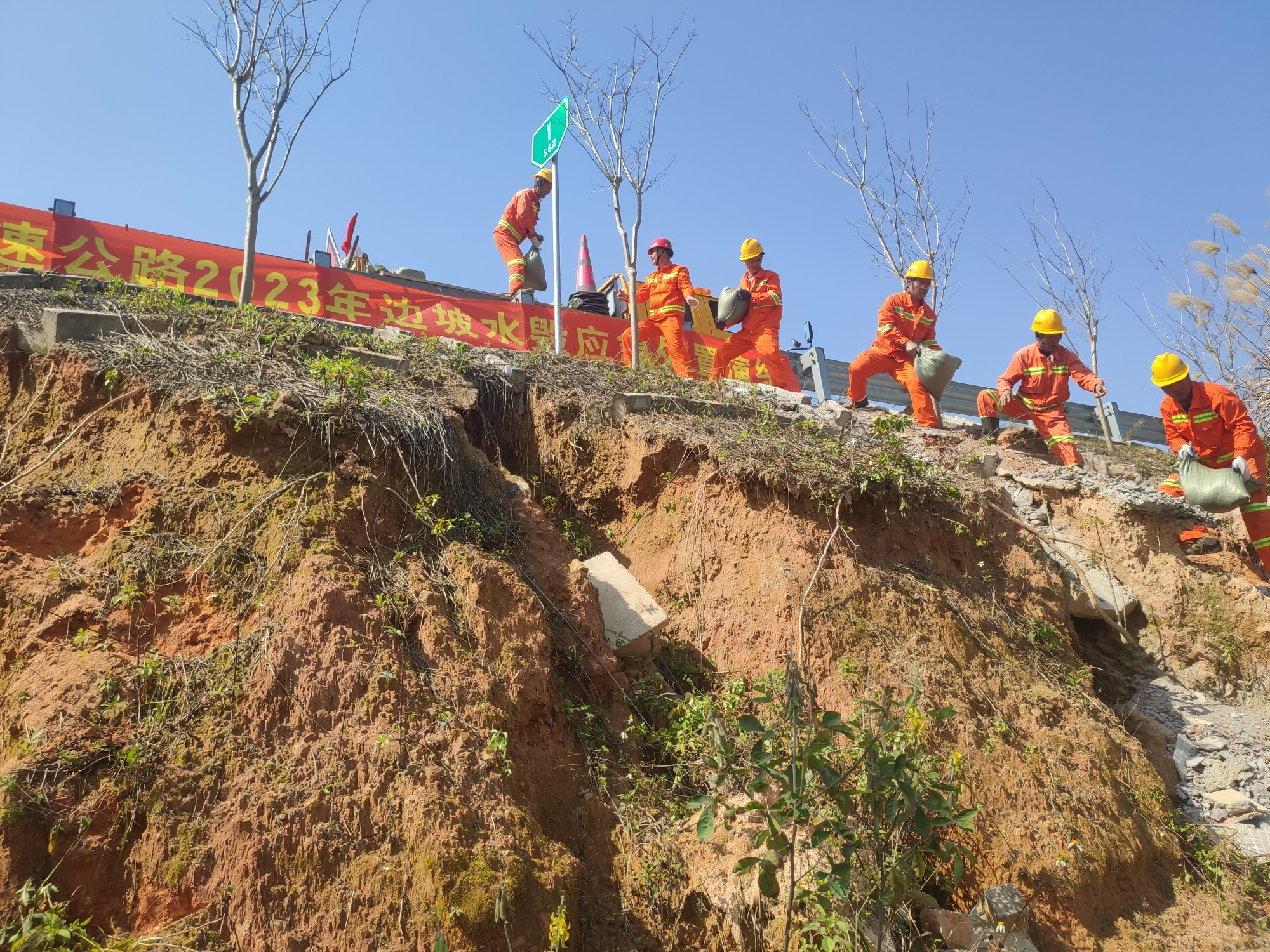 4d52e8b43721597cef02f6e46e091d1.jpg 4d52e8b43721597cef02f6e46e091d1.jpg