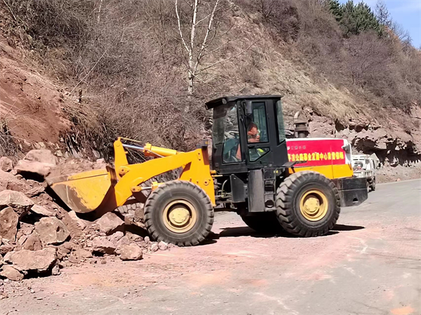 照片 (2).jpg 照片 (2).jpg