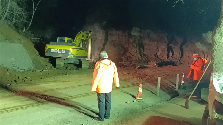 照片(4).jpg 照片(4).jpg