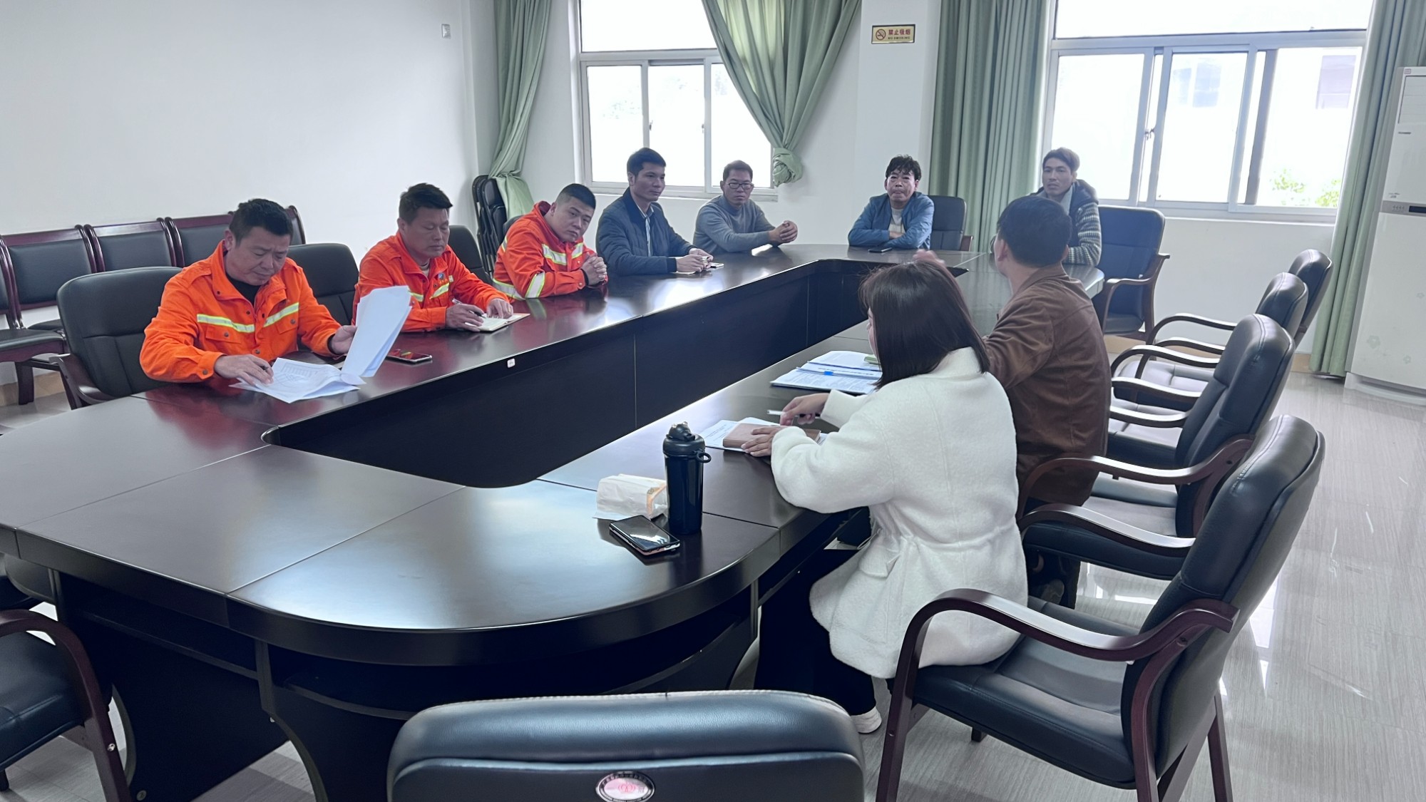 0213_1.jpg 0213_1.jpg