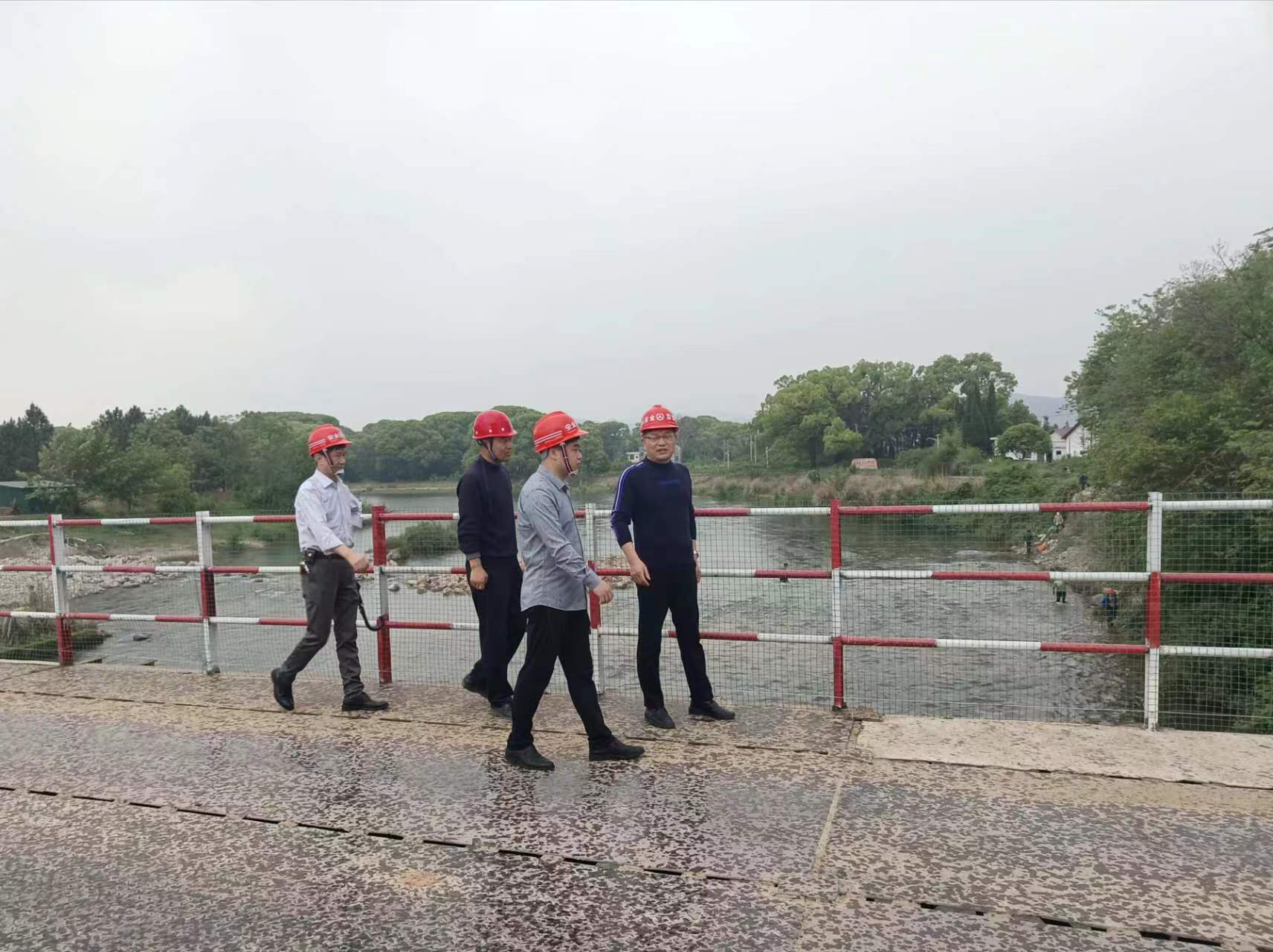 047c59a2793a067b335a7be75863fcd.jpg 047c59a2793a067b335a7be75863fcd.jpg