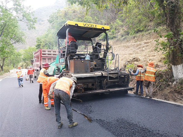 88ECE54861E1AD64A7B505216D88AEAD.jpg 88ECE54861E1AD64A7B505216D88AEAD.jpg