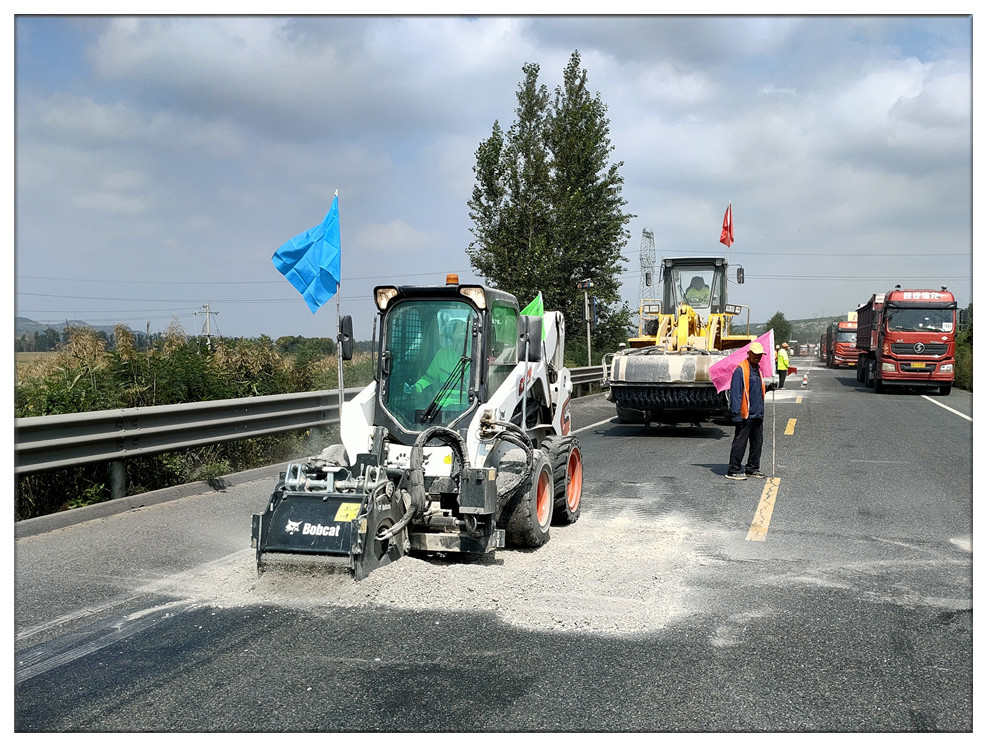 我们在这里 (4).jpg