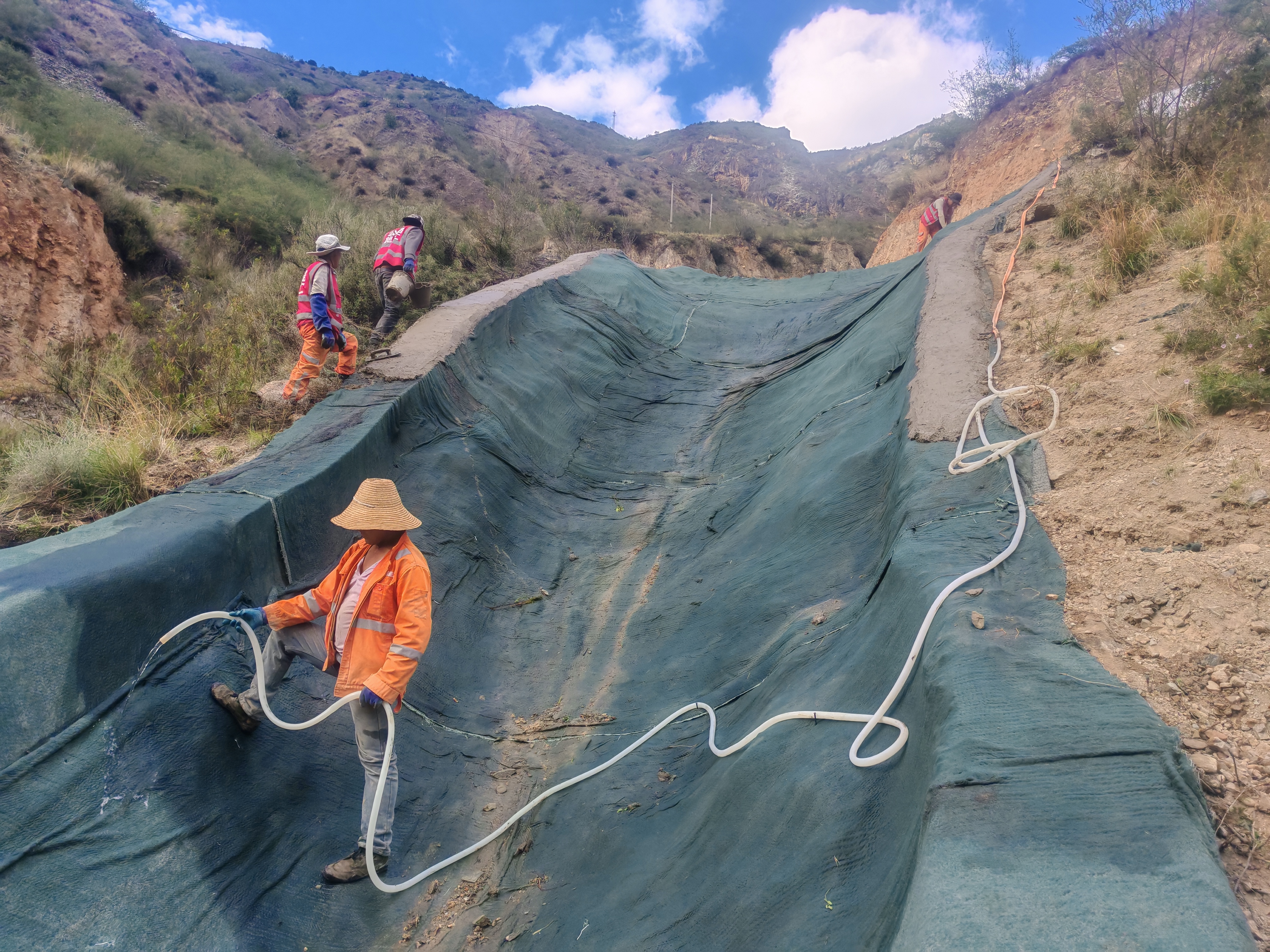 施工现场2.jpg 施工现场2.jpg